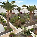 Coqueto Puerto del Carmen (Lanzarote)